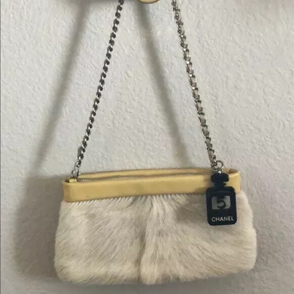 Chanel No5 Fur Small bag.
